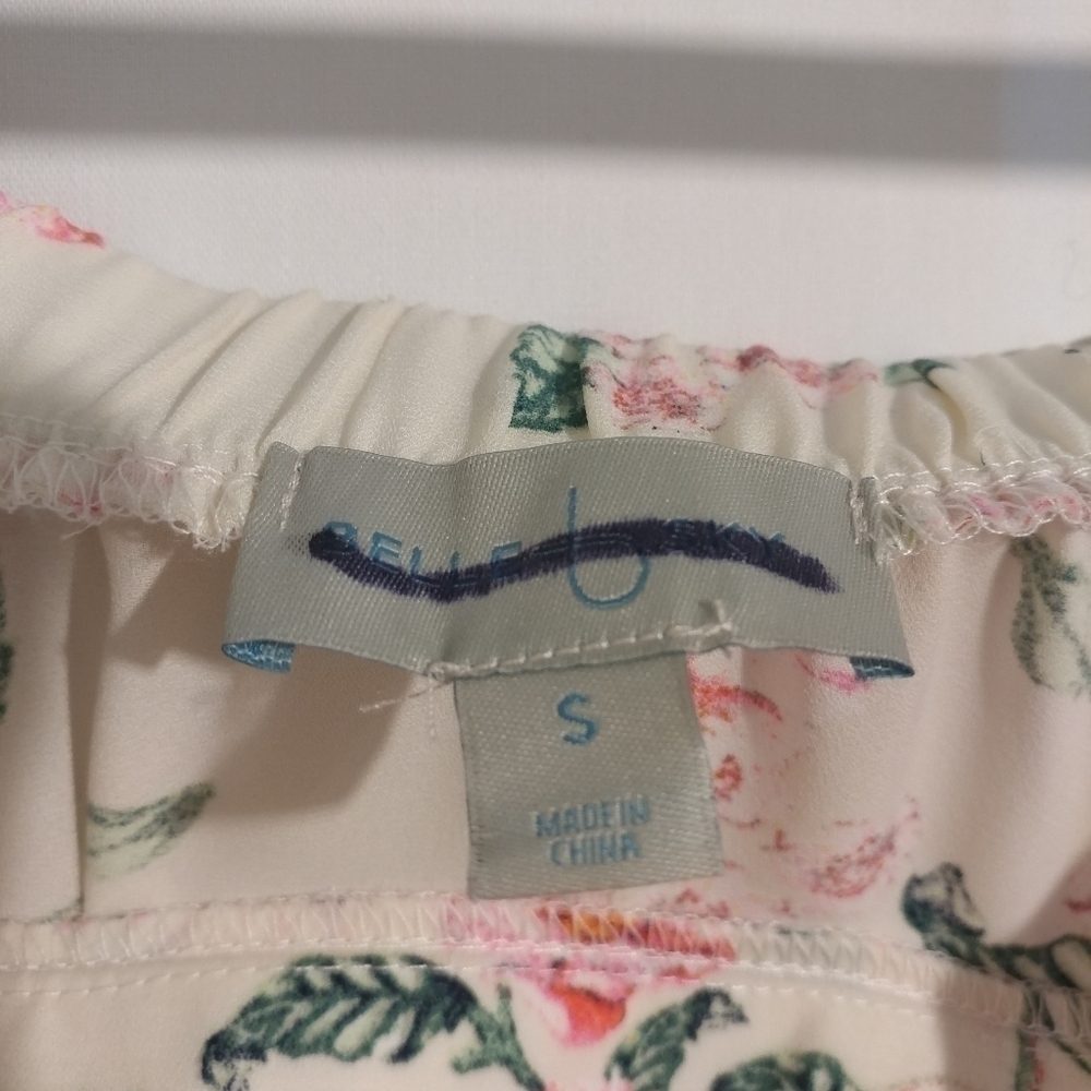 NWT Belle Sky Floral Off The Shoulder Blouse - Picture 7 of 7